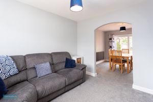 Sitting Room- click for photo gallery